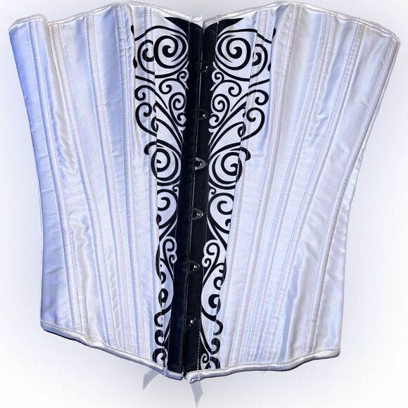 Over Bust White Corset Engagement Attire with Black Filigree Designs - Picture 6 of 8